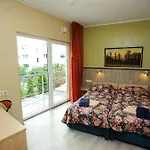 Ranna & Free Parking Hotel