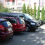 Ranna & Free Parking Hotel