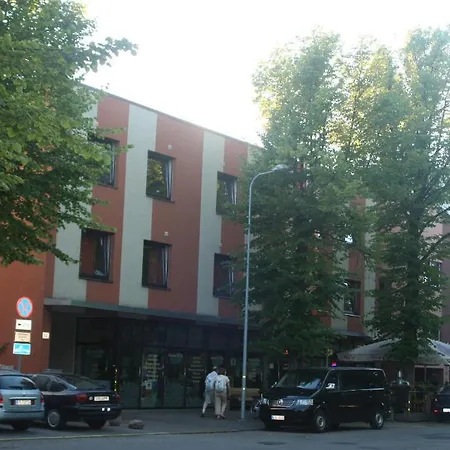 Ranna & Free Parking 2*