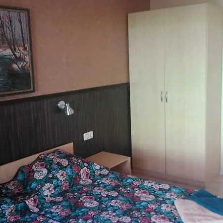 Ranna & Free Parking 2*