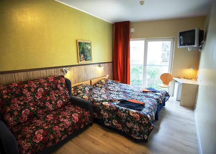 Ranna & Free Parking Parnawa