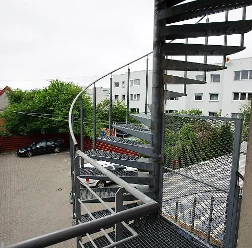 Hotel Ranna & Free Parking Parnawa