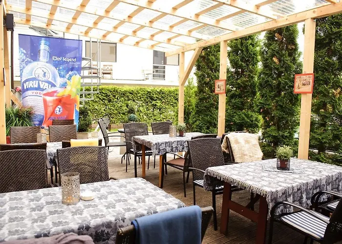 Ranna & Free Parking Parnawa